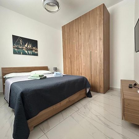 Exceptional 3-Bedroom Apartment, Sliema - Tigne Point! エクステリア 写真