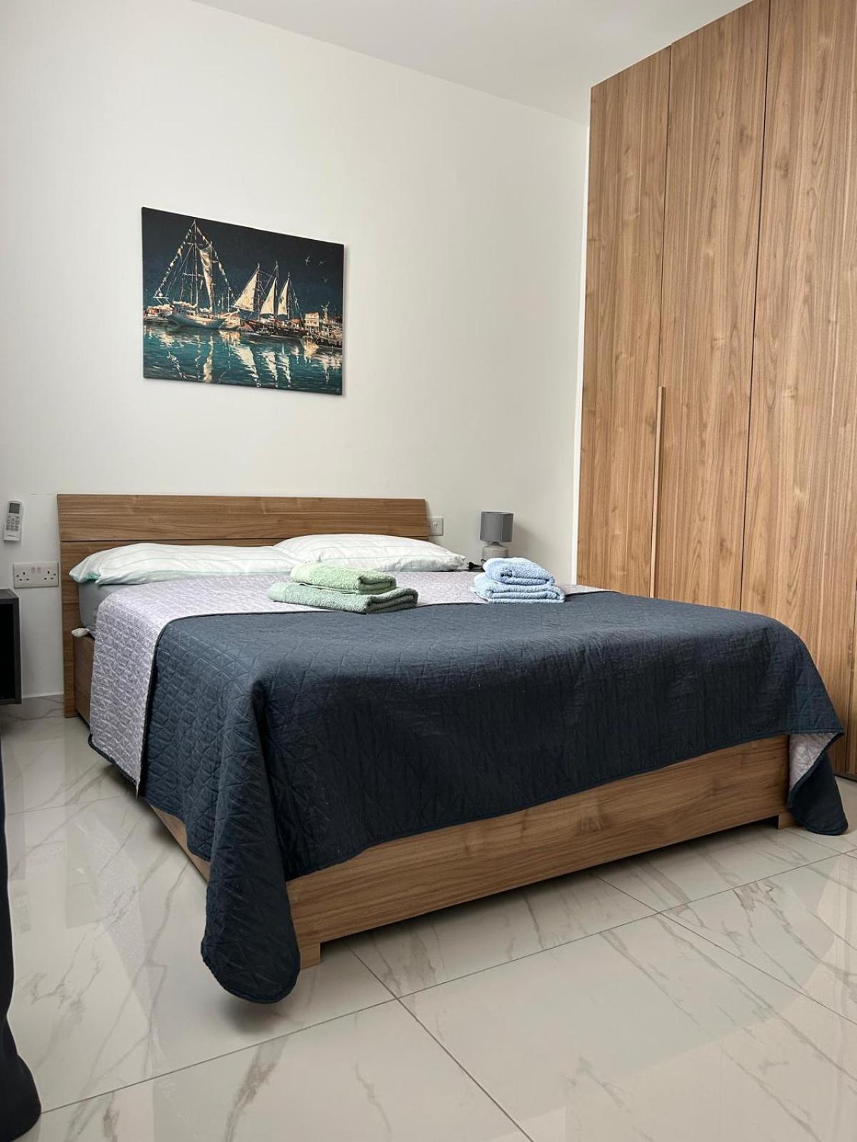 Exceptional 3-Bedroom Apartment, Sliema - Tigne Point! エクステリア 写真