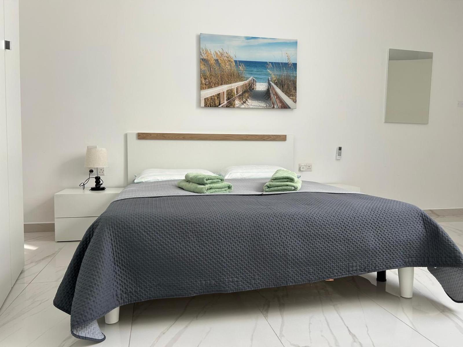 Exceptional 3-Bedroom Apartment, Sliema - Tigne Point! エクステリア 写真